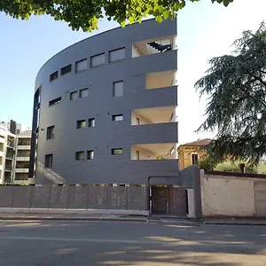 Apartment House 71