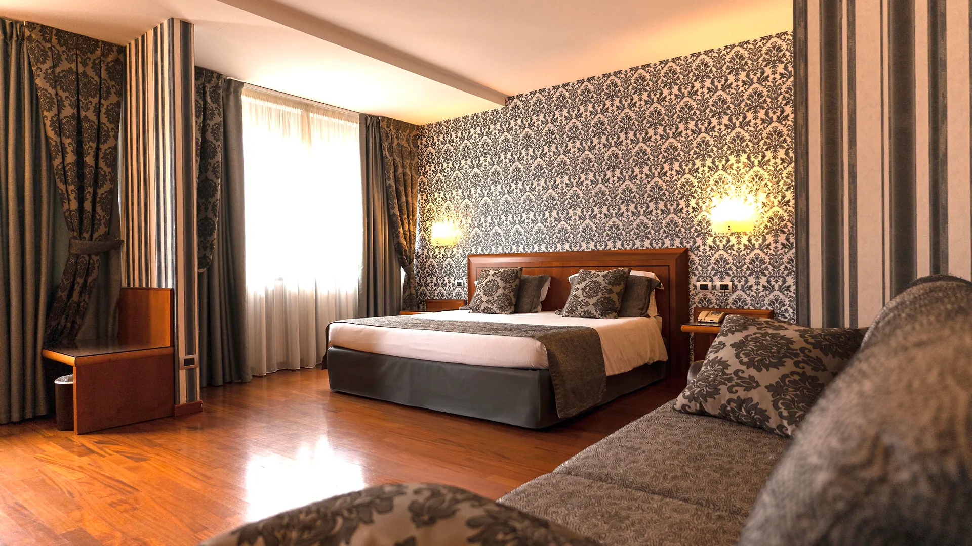 Hotel Palace ורונה 4*,  איטליה