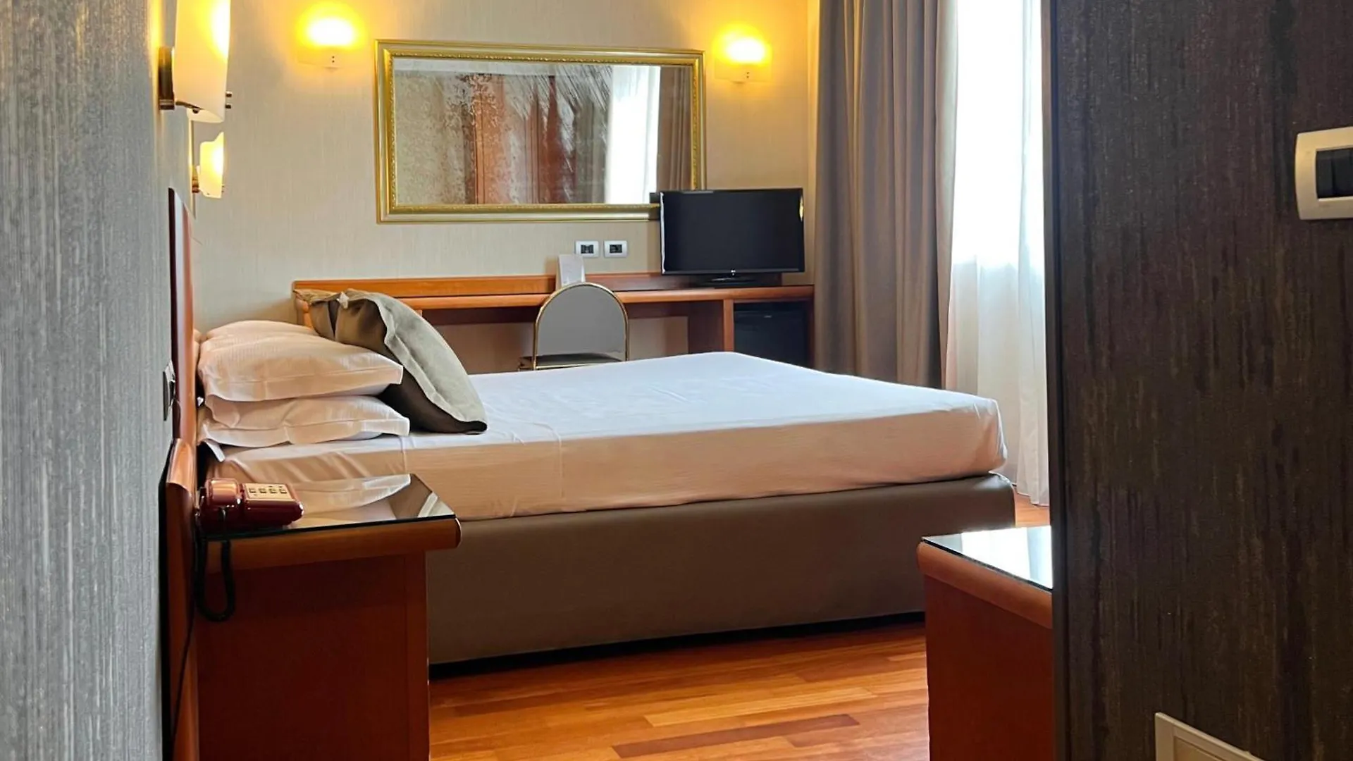 Hotel Palace Верона Италия