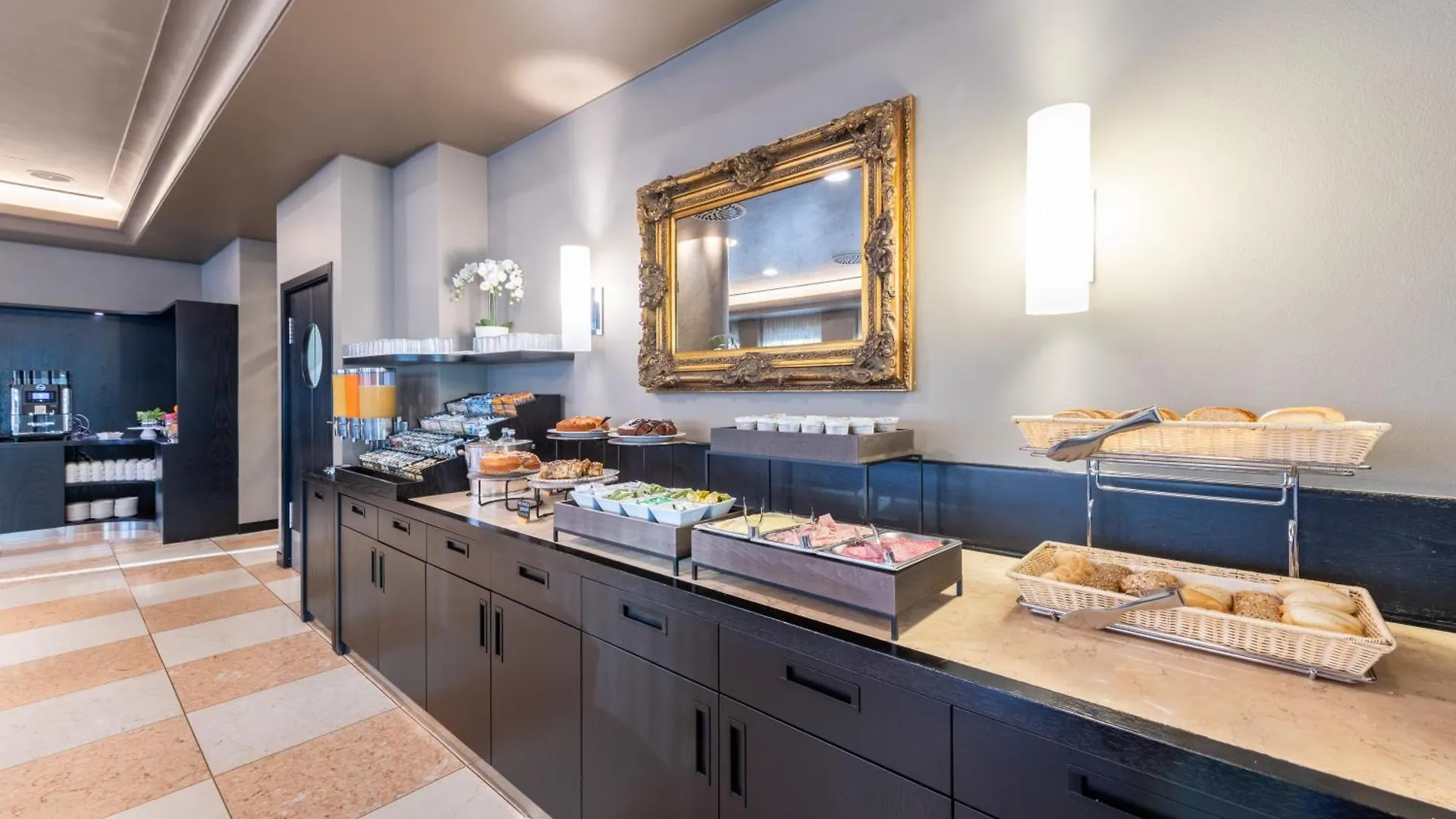 Hotel Palace Верона 4*,  Италия
