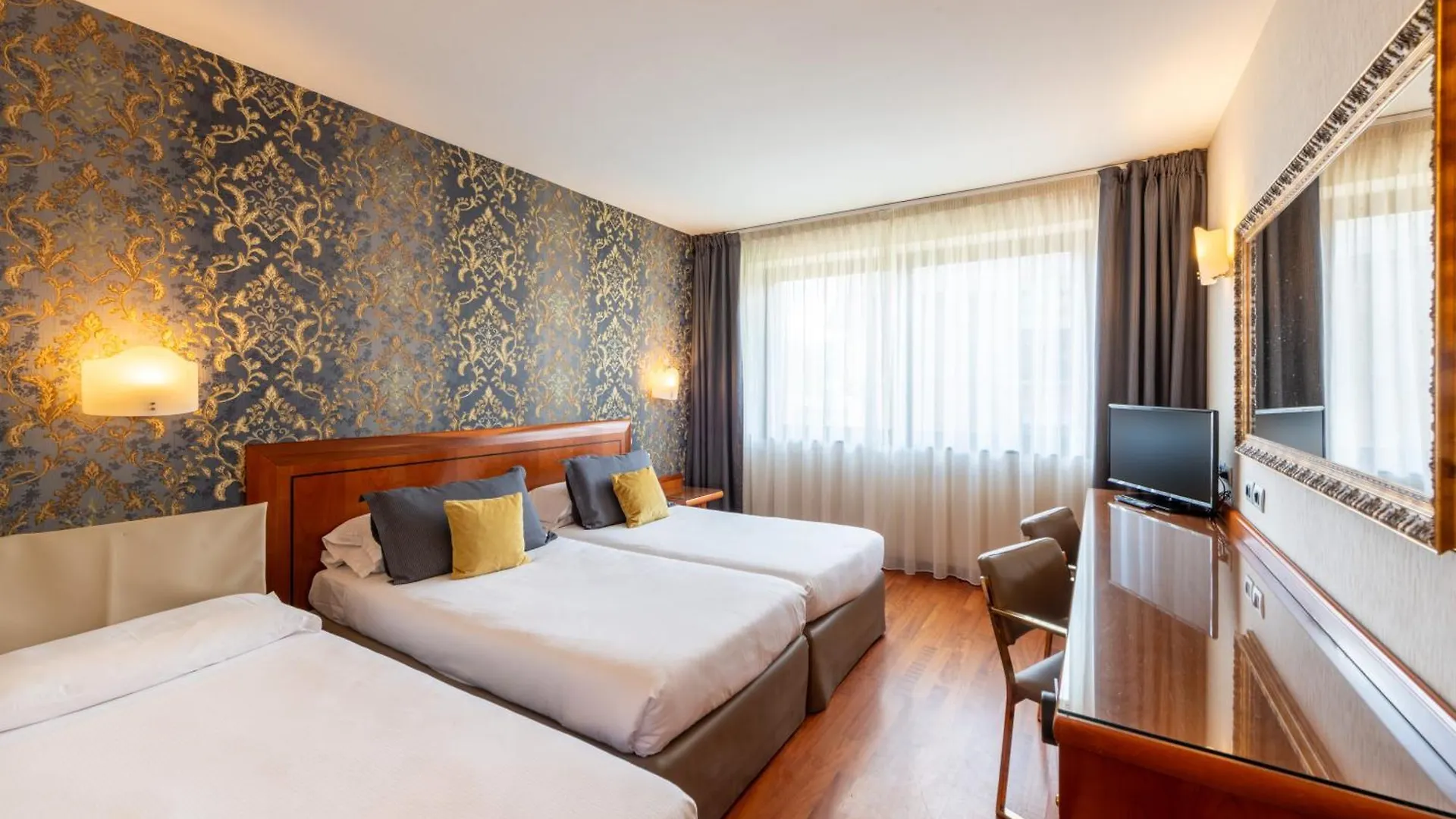 Hotel Palace Верона